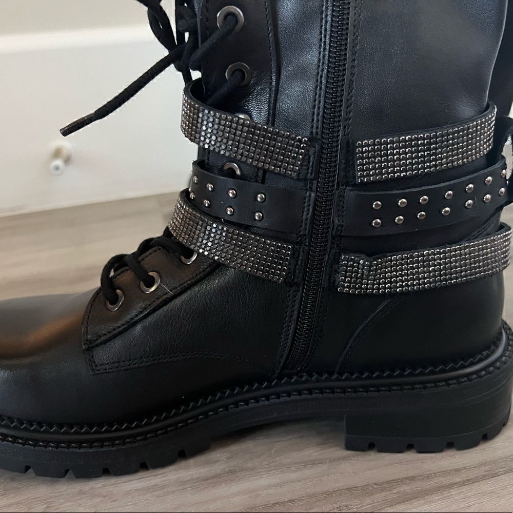 New in Box Steve Madden Over the knee Bronte boot with crystal buckles size 11 - Picture 8 of 15